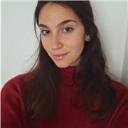 Laureata Triennale e studentessa magistrale di Psicologia impartisce lezioni di Psicologia a studenti